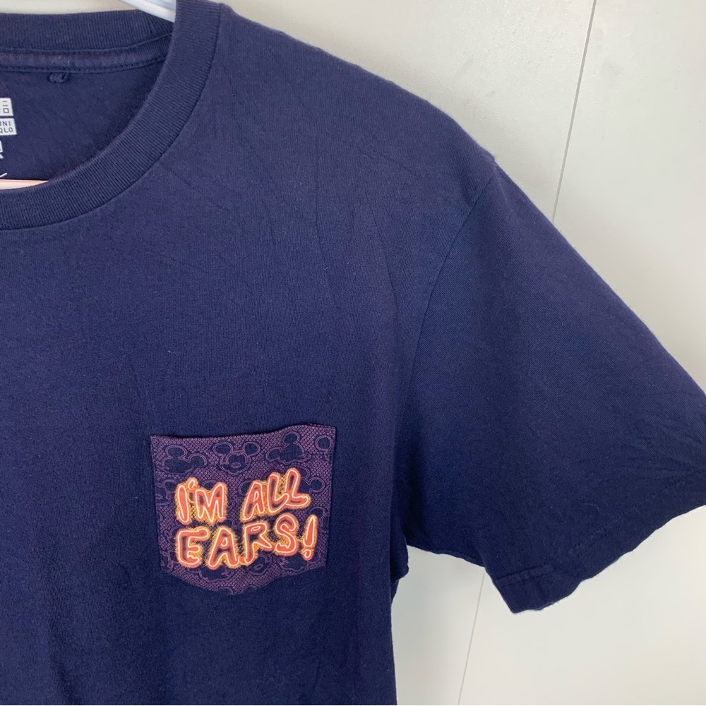 Uniqlo x Disney I'm All Ears! Mickey Mouse Pocket Tee Men's M Navy T-Shirt Top - Picture 2 of 7